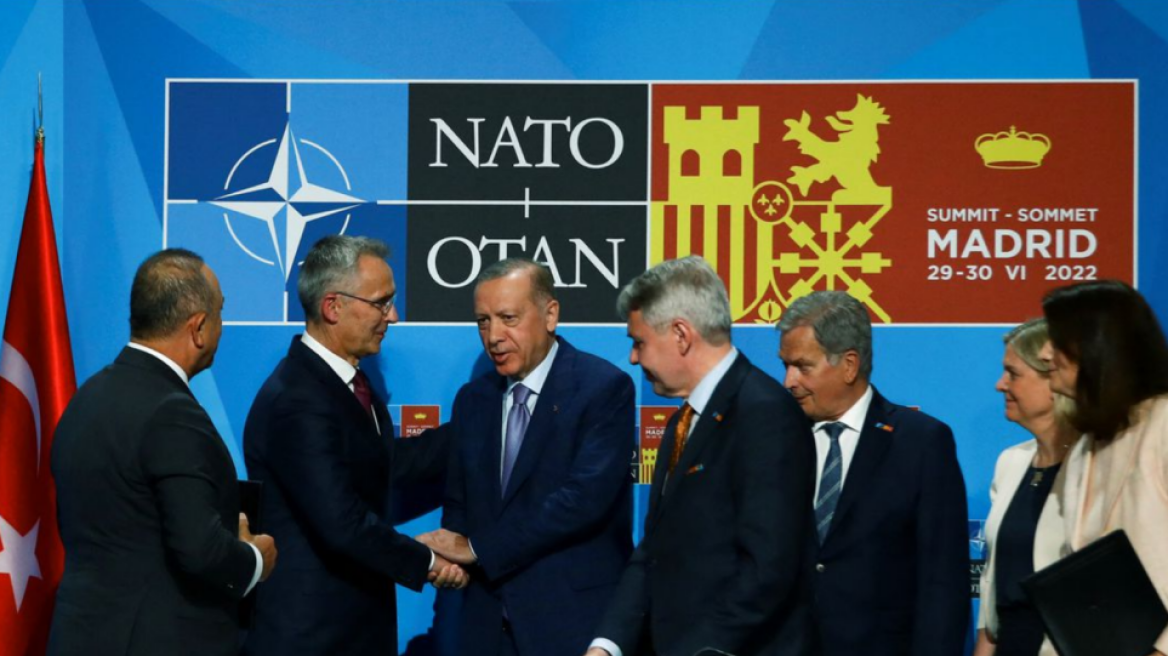 Τουρκία: Η Άγκυρα «πιέζει» τη Στοκχόλμη να «εκδώσει τρομοκράτες αν θέλει να μπει στο ΝΑΤΟ»
