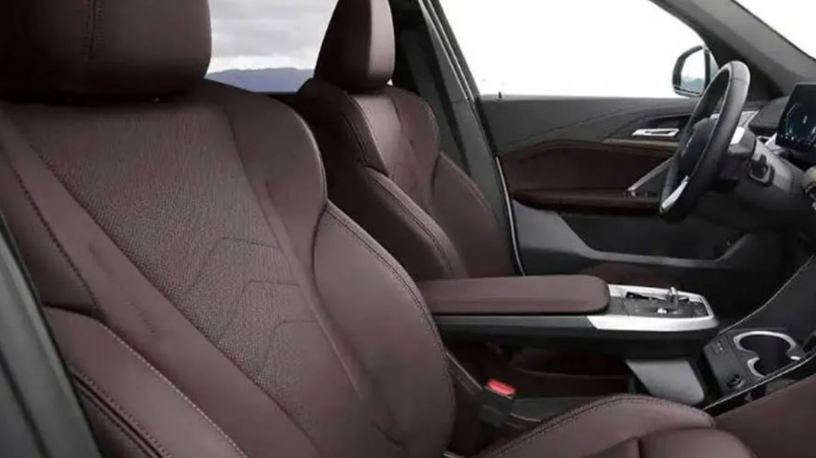 Θα πληρώνατε 16 ευρώ το μήνα για θερμαινόμενα καθίσματα;