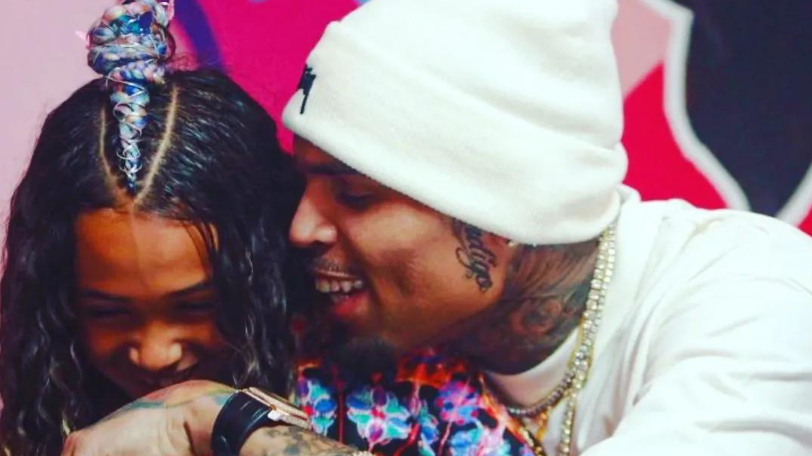 Κρις Μπράουν: Η 8χρονη κόρη του μιμείται το χορευτικό του και γίνεται viral