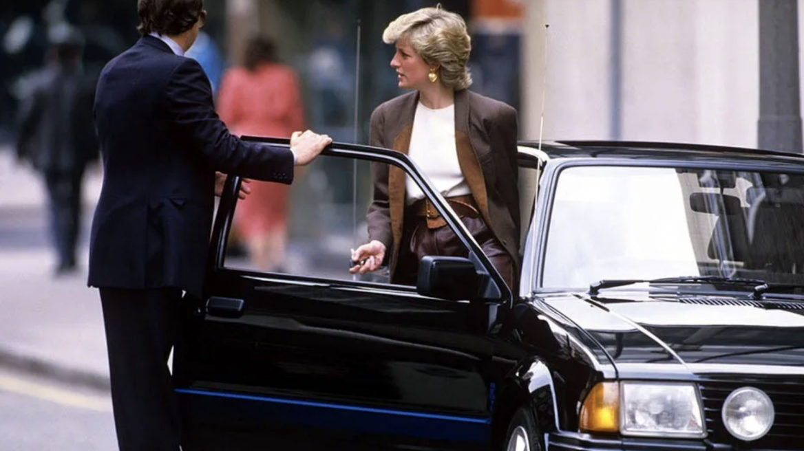 Πόσο πωλείται το αυτοκίνητο της Lady D;