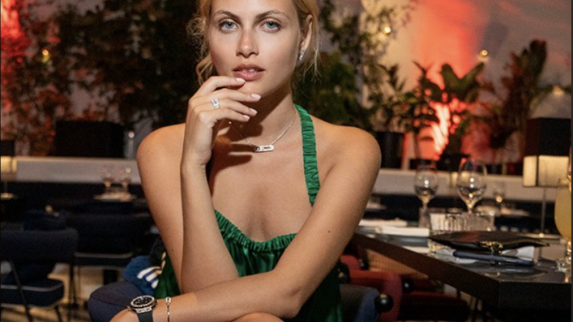 Ιδού το sold out μυκονιάτικο ρολόι που τρέλανε τους Άραβες (+video)