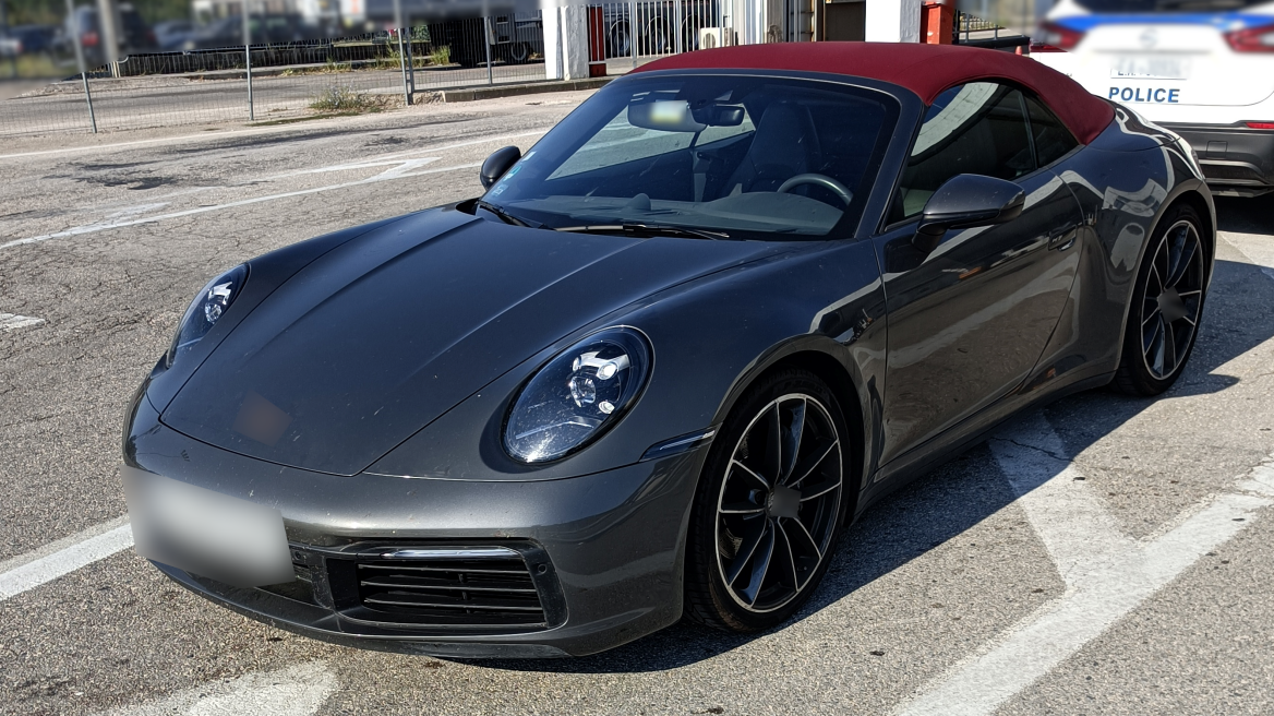 Έφτασαν στον Έβρο με όχημα κλεμμένο από την Πολωνία