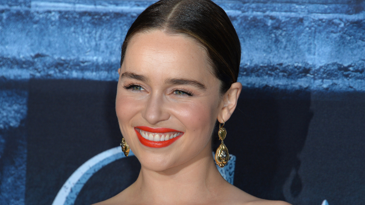 Εμίλια Κλαρκ:  «Κοντή και χαζή» την αποκάλεσε CEO καναλιού στην πρεμιέρα του «House of The Dragon»