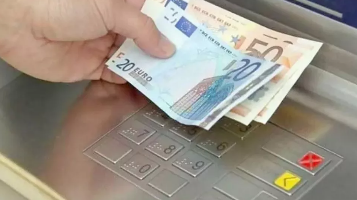 Επιδόματα ΔΥΠΑ και ΟΠΕΚΑ: Προπληρωμένες κάρτες από το 2023 – Τι αλλάζει