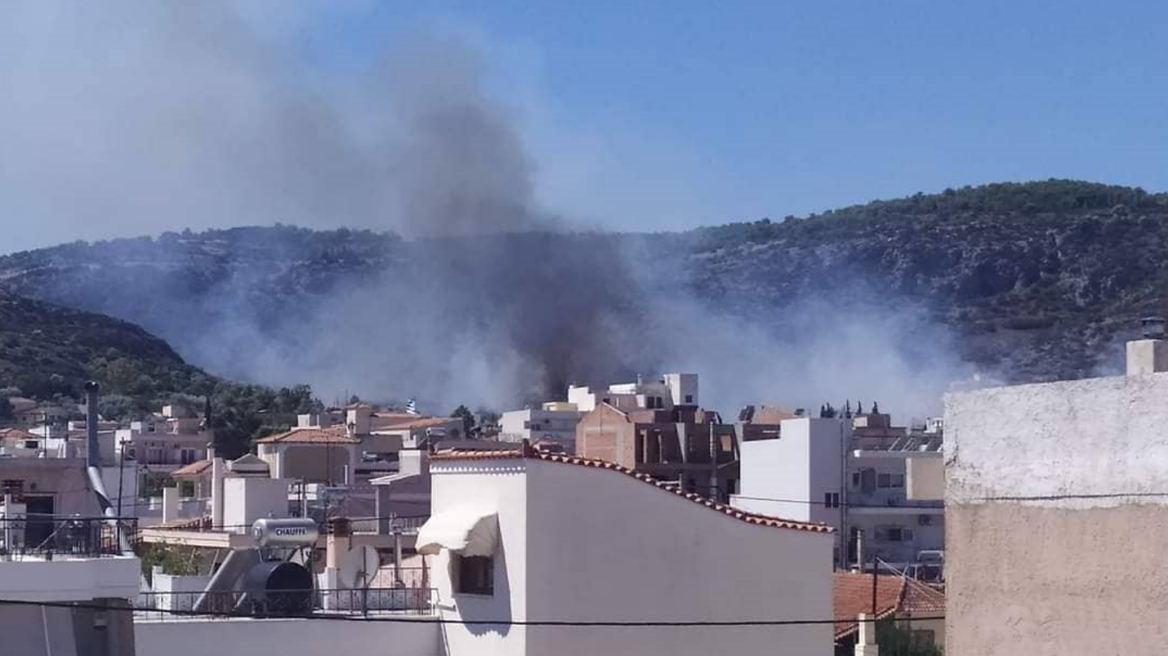 Φωτιά τώρα στο Κορωπί: Οριοθετήθηκε η πυρκαγιά, παραμένουν οι δυνάμεις στην περιοχή 