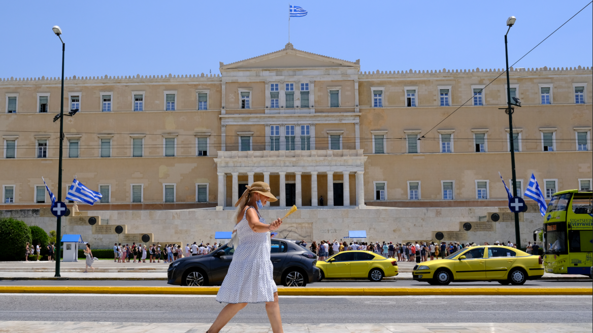 Καιρός αύριο: «Κύμα» ζέστης από αύριο με υψηλές θερμοκρασίες - Καύσωνας το Σαββατοκύριακο και μετά φθινόπωρο