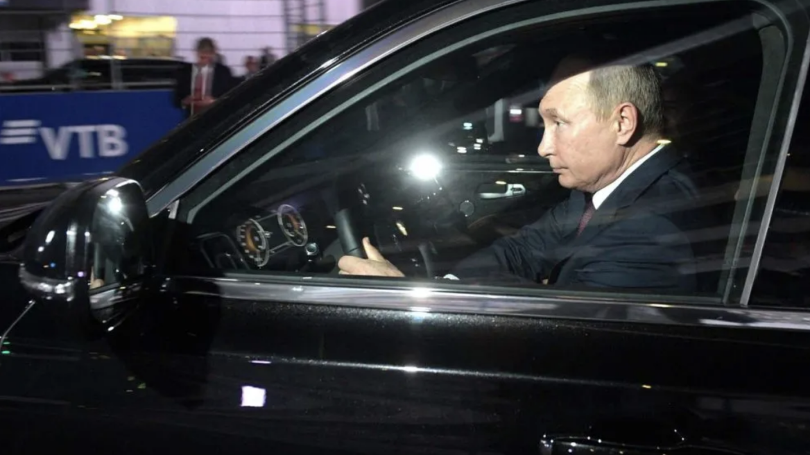 Ιδού το αυτοκίνητο φρούριο που έσωσε τον Πούτιν