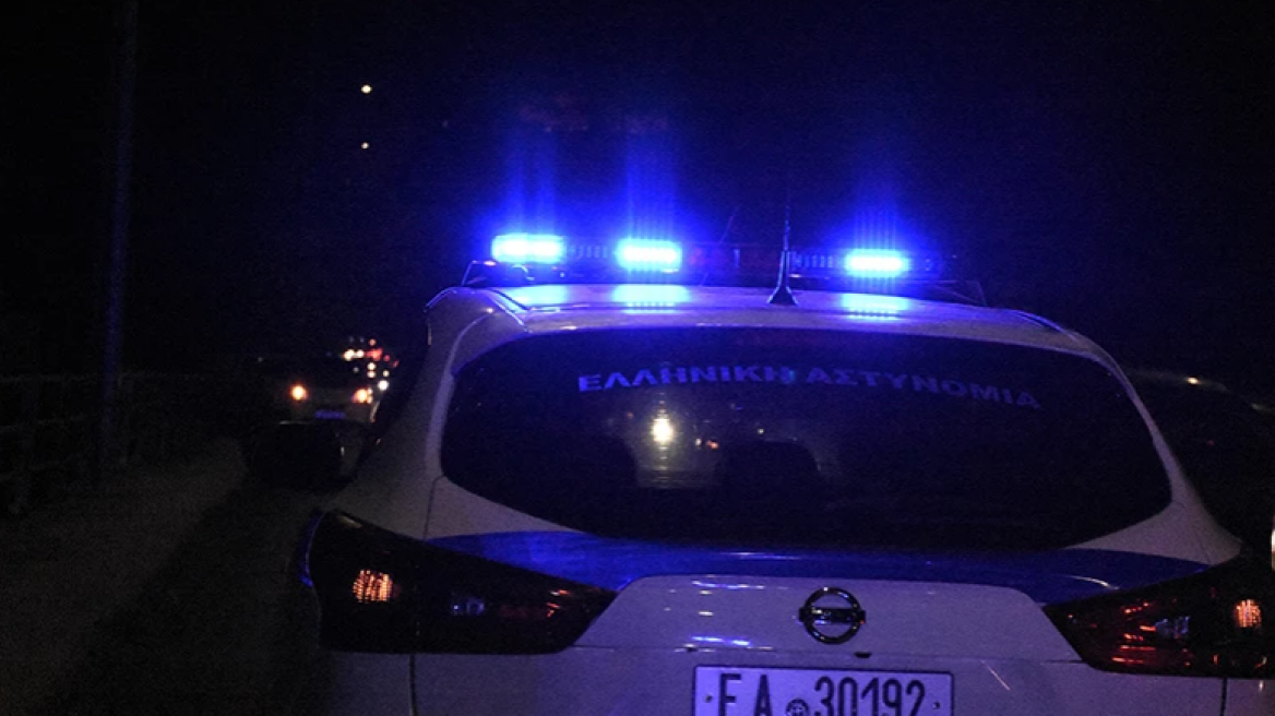 Χαλκιδική: Επίθεση με φωτοβολίδα στο γραφείο του πρώην δημάρχου Σιθωνίας