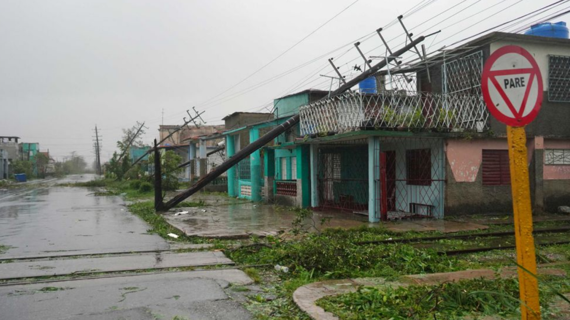 ΗΠΑ: Σε κυκλώνα κατηγορίας 4 ενισχύθηκε ο Ίαν
