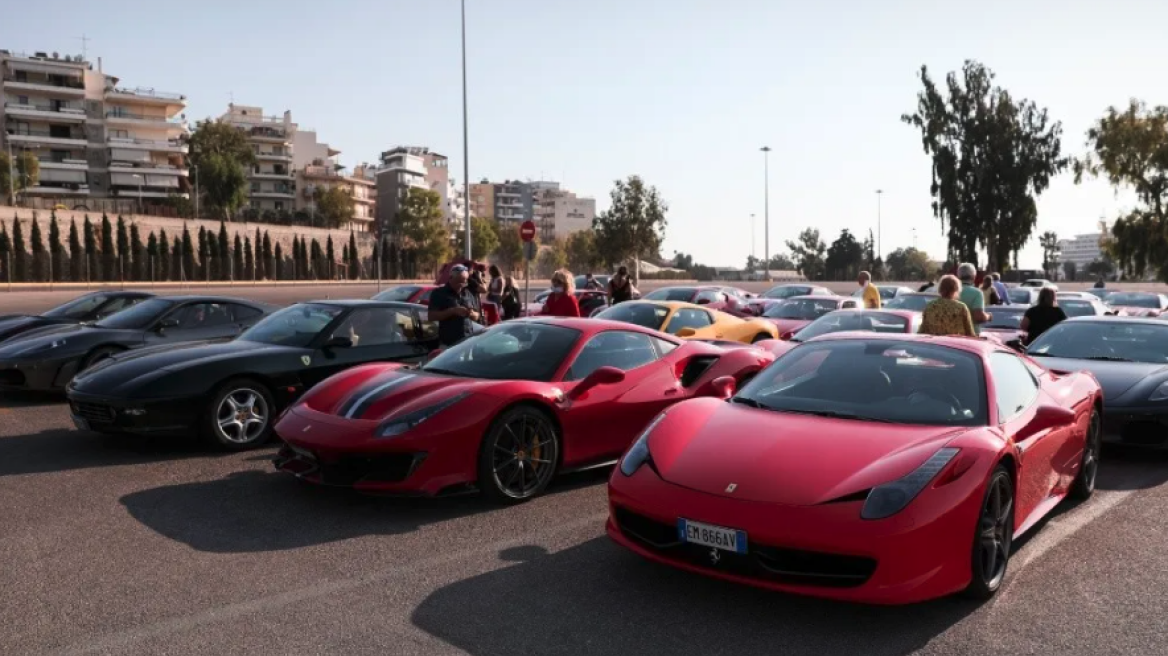 Η Καρδίτσα γεμίζει με Ferrari!