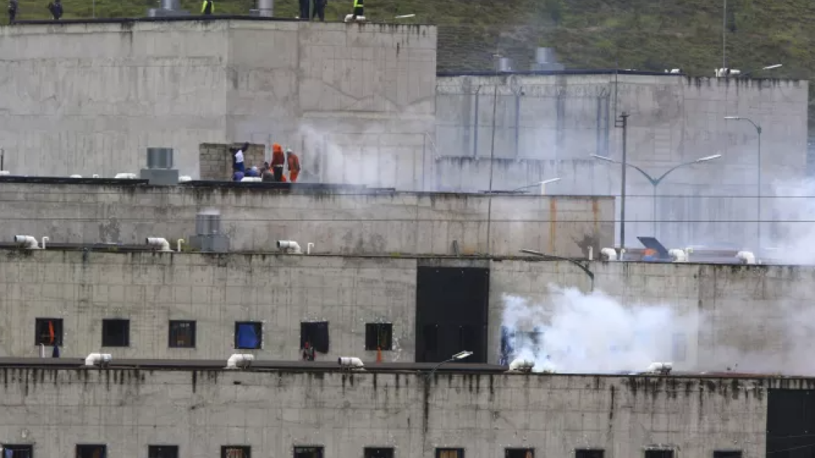 Ιράν: Οκτώ νεκροί από την πυρκαγιά στις φυλακές Εβίν της Τεχεράνης 