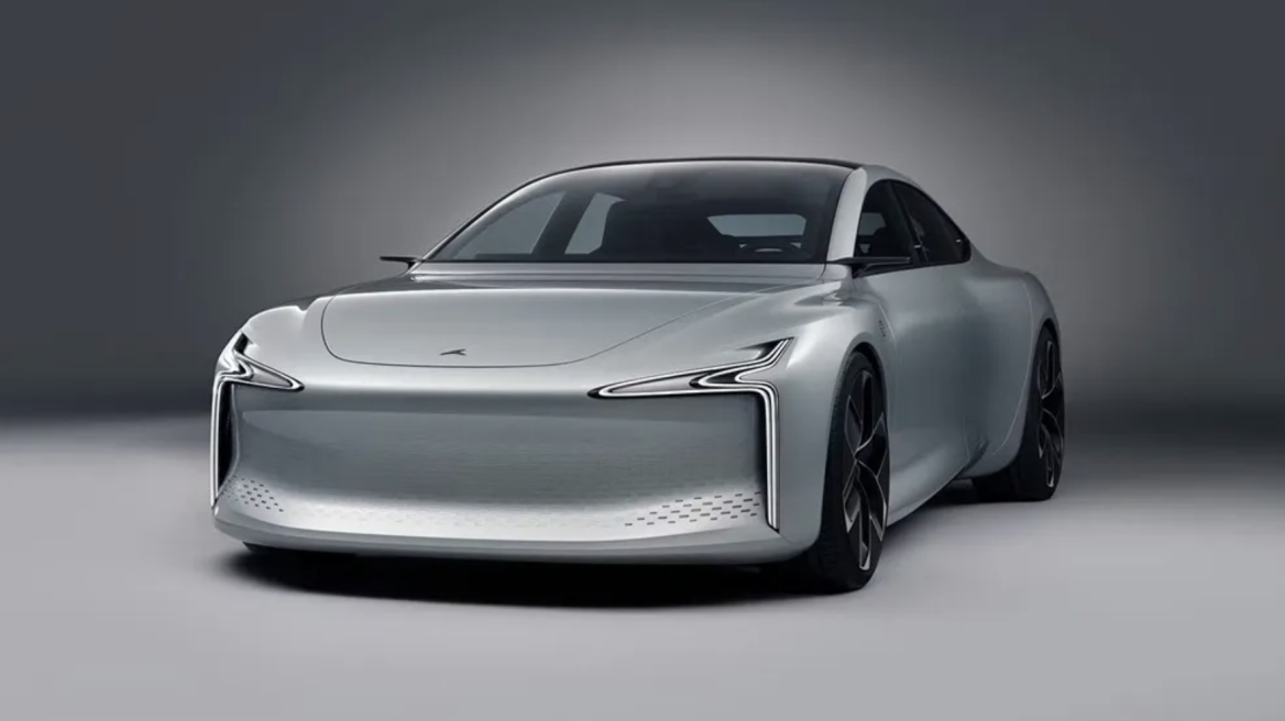 Και όμως δίνουν προκαταβολές...