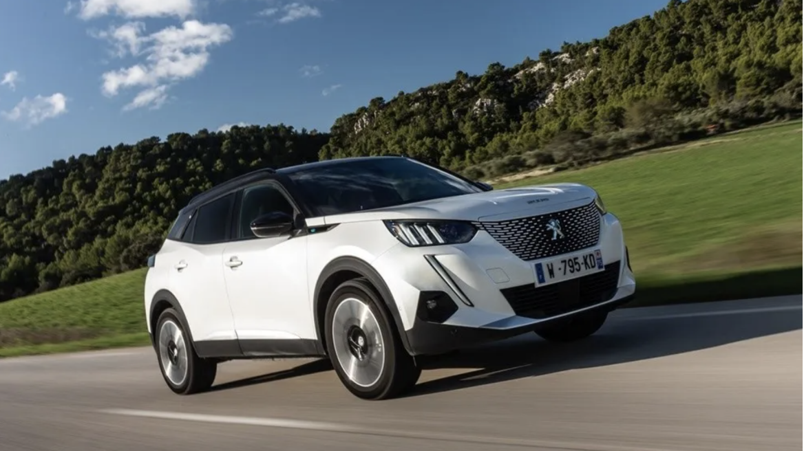 Στην κορυφή των SUV ο μικρός Λέων