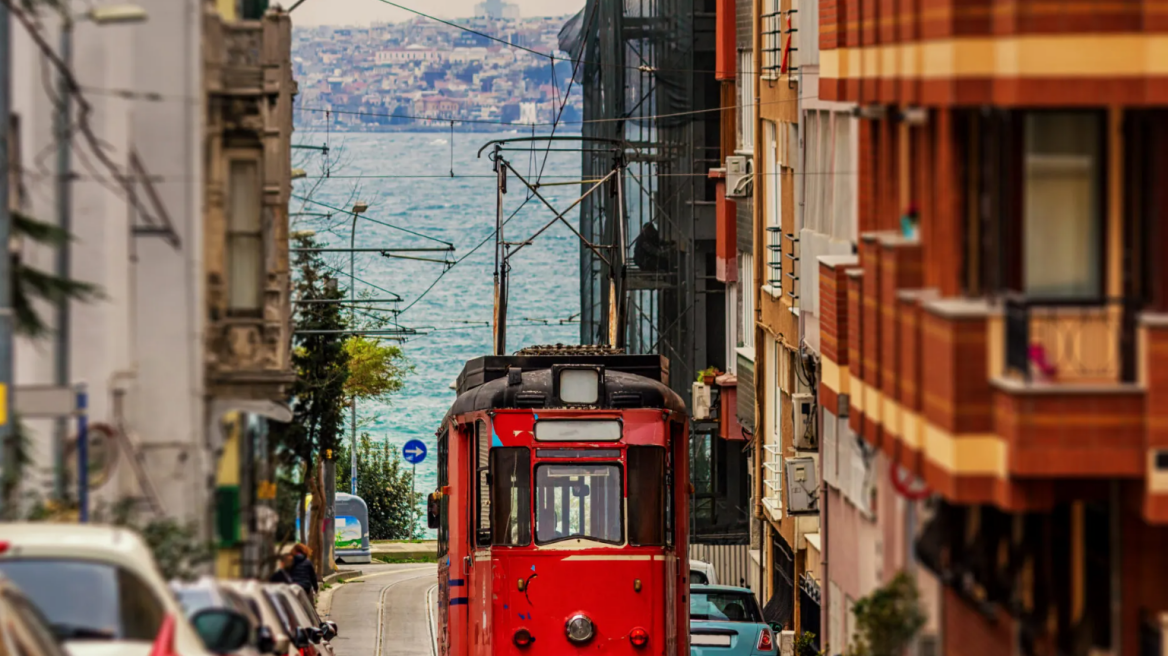 Εκκλησίες, street art και vintage καφέ- Περπατώντας στην ασιατική πλευρά της Κωνσταντινούπολης 