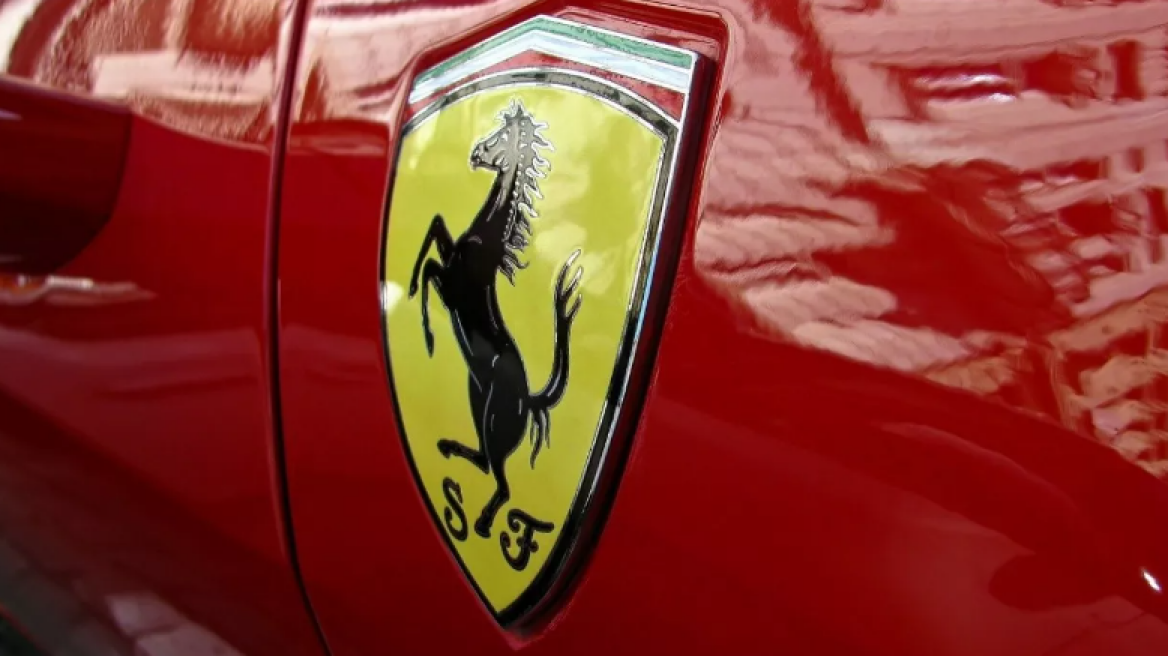 Σούζα το αλογάκι: Η κρίση δεν «ακουμπά» τη Ferrari – Νέο άλμα στις πωλήσεις