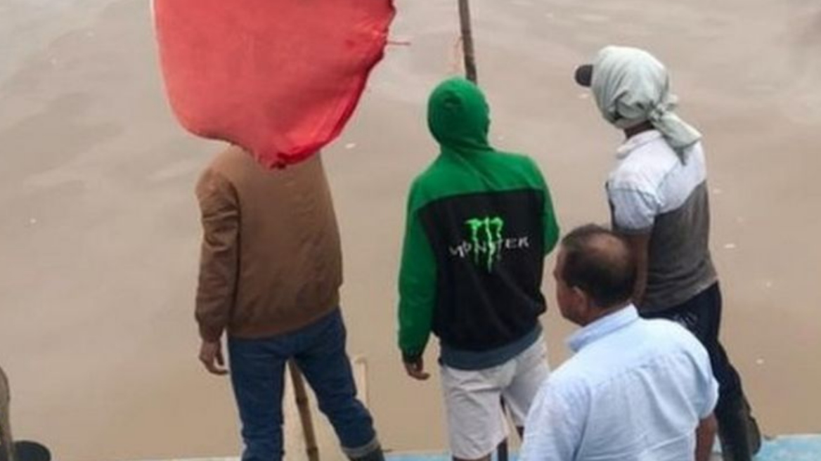 Περού: Αυτόχθονες κρατούν κι άλλο πλοίο σε ένδειξη διαμαρτυρίας για τη διαρροή αργού