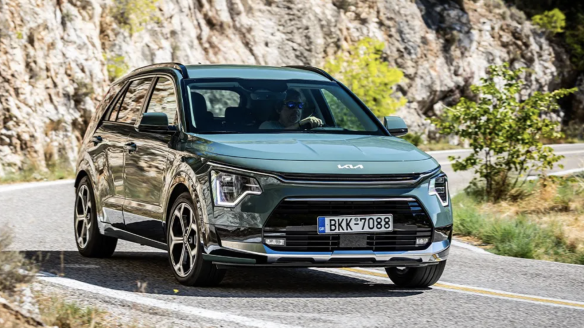 Δοκιμάζουμε το υβριδικό Kia Niro 1.6lt - Πόσο κοστίζει;