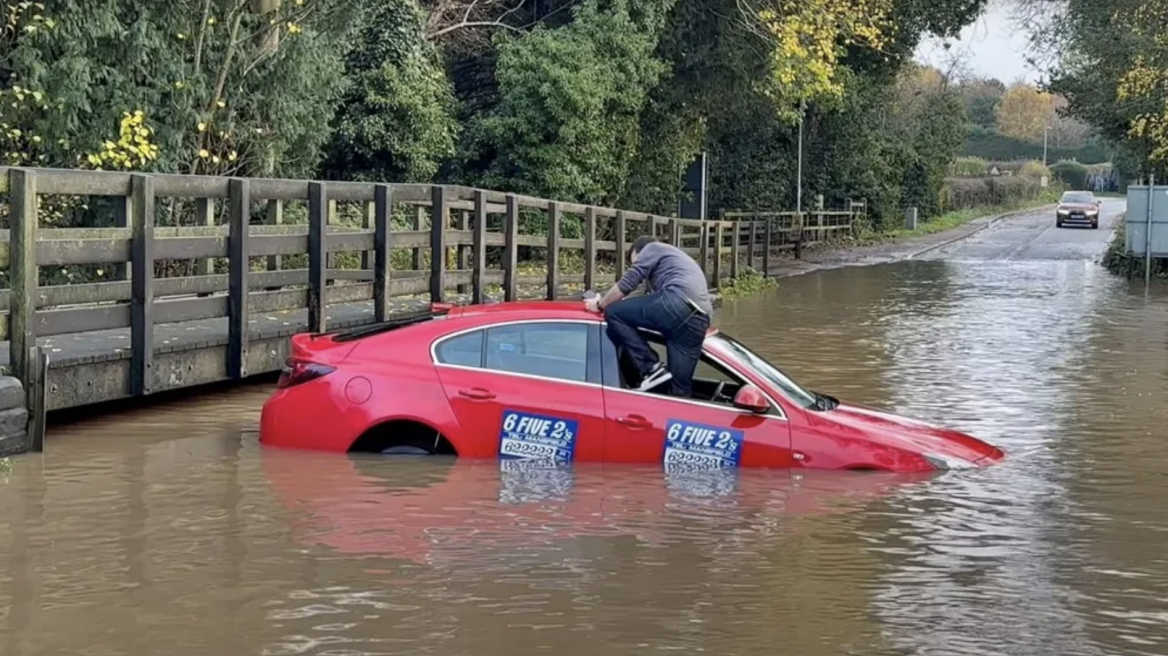 Ενισχυμένες οι υποψηφιότητες για τα «Βραβεία Βλακείας 2022» (+video)