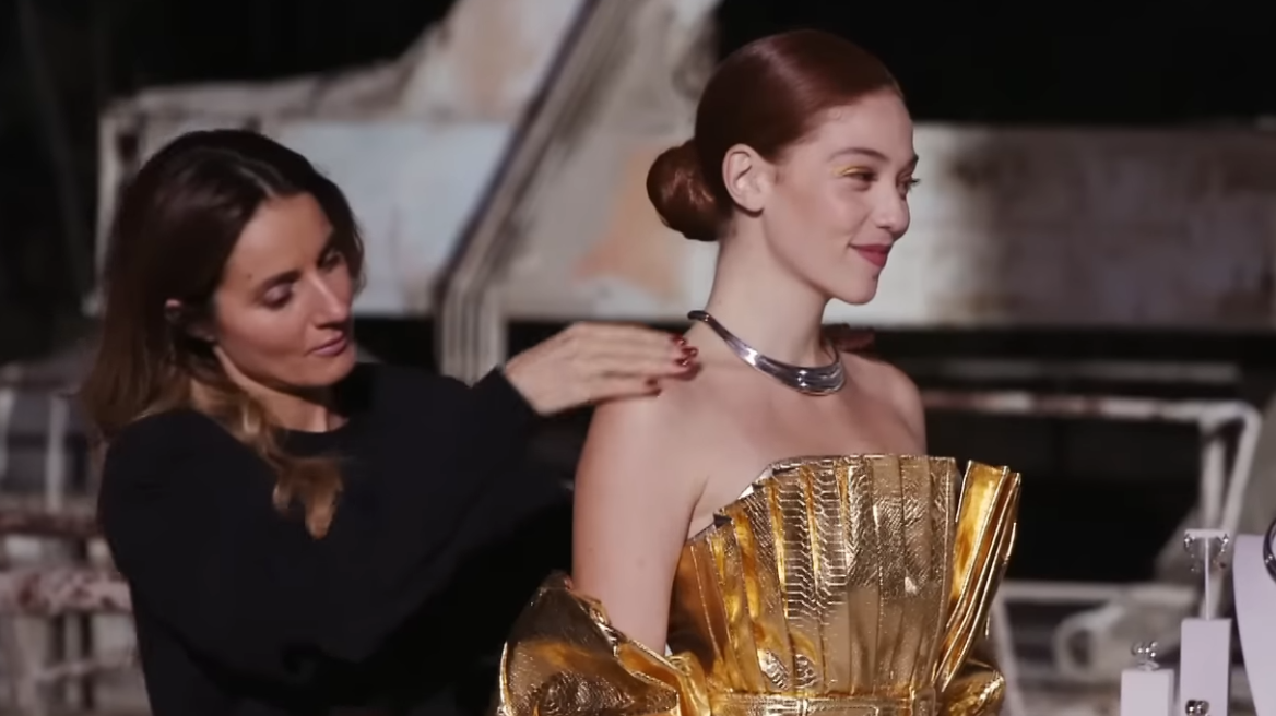GNTM 5: Οι διαγωνιζόμενες «σκηνοθετούν» σετ με μοντέλα τη Mary Vitinaros και τον Χρήστο Μπίρμπα