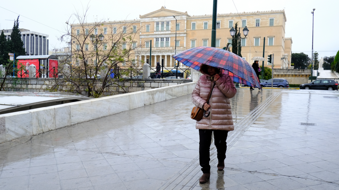 Καιρός στην Αθήνα: Καταιγίδες από το απόγευμα 