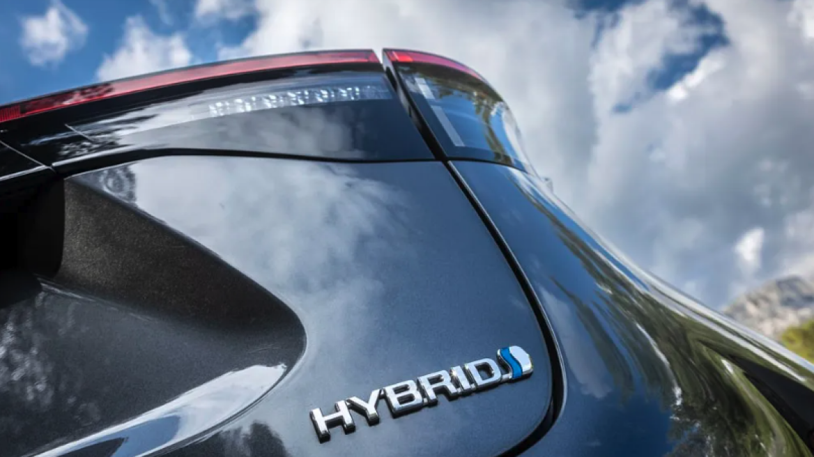 Ελλάδα: Ζήτω τα SUV και τα υβριδικά