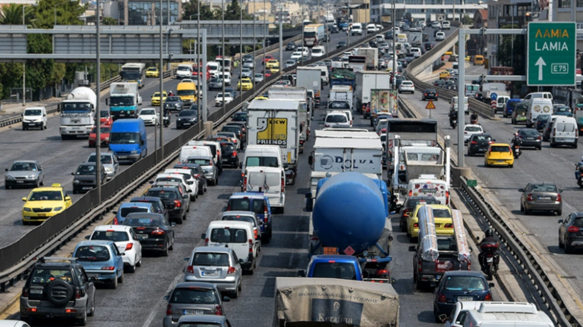 Κίνηση στους δρόμους: Μποτιλιάρισμα στον Κηφισό, δείτε live 