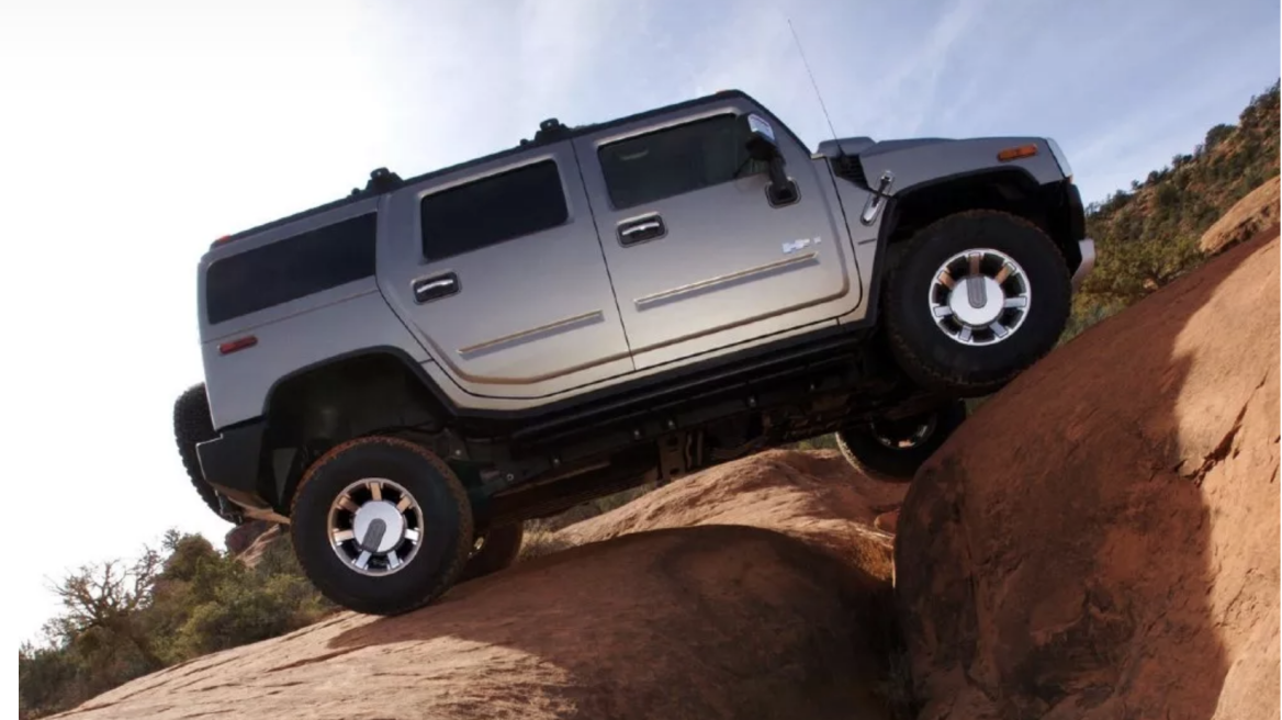 Το Ινδικό... σώζει Hummer (+video)