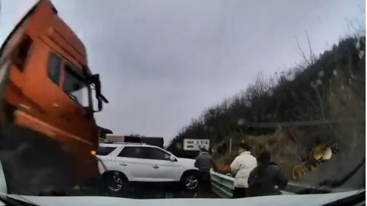 Ποια κίνηση θα σας σώσει την ζωή στην καραμπόλα; (+video)