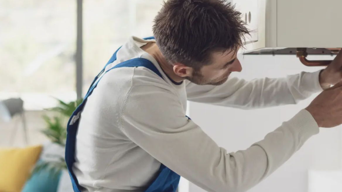 Επιδότηση ηλιακού θερμοσίφωνα: Άνοιξη ξεκινά το πρόγραμμα - Τι πρέπει να ξέρετε