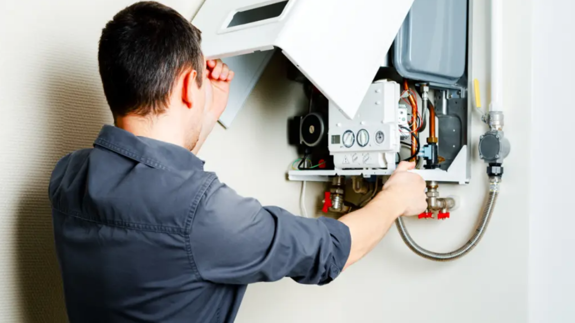 Ηλιακός θερμοσίφωνας: Ξεκινά το πρόγραμμα - Προ των πυλών οι επιδοτήσεις