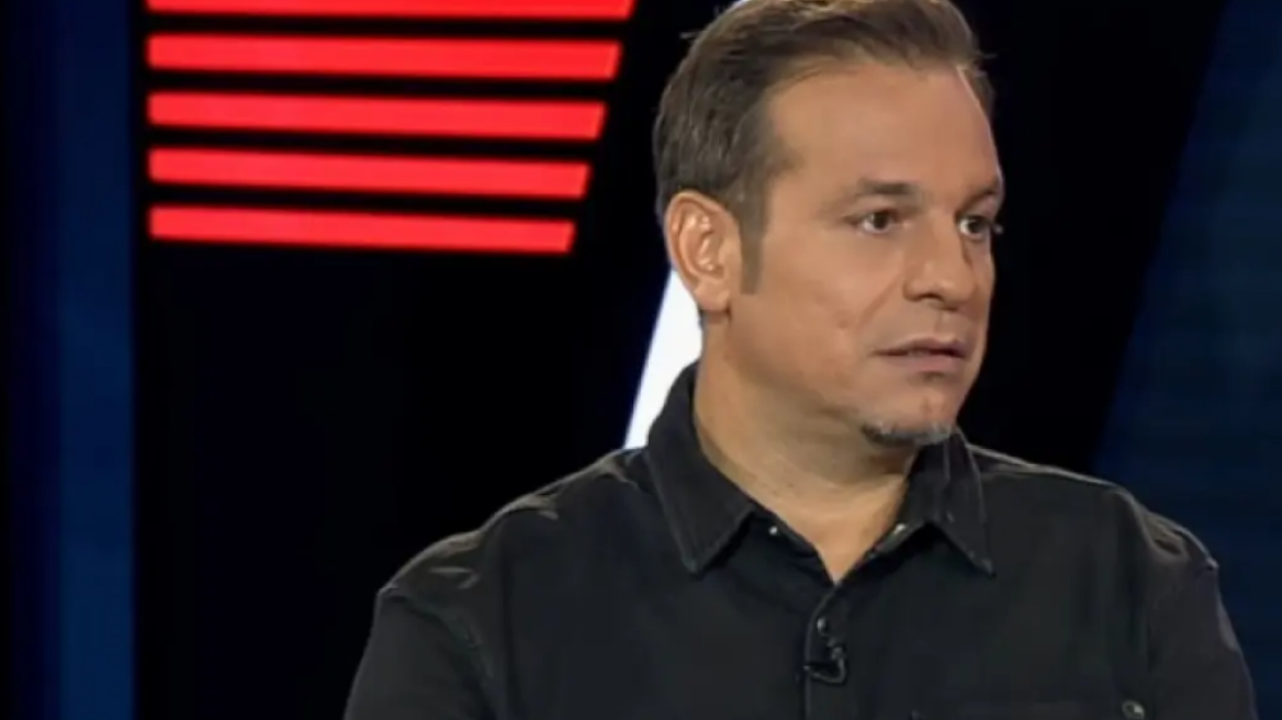  Ντέμης Νικολαΐδης: «Αν η ΑΕΚ κερδίσει τον Ολυμπιακό θα είναι το πρώτο φαβορί για το πρωτάθλημα»