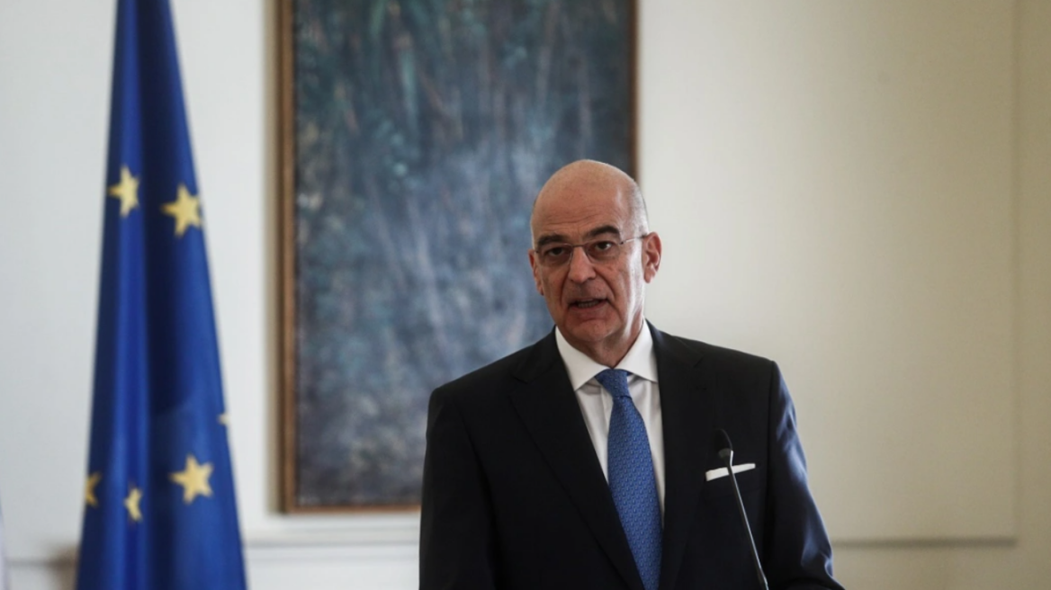 Στο Βελιγράδι σήμερα ο Δένδιας, τα λέει με Βούτσιτς για την ομαλοποίηση των σχέσεων Σερβίας-Κοσόβου