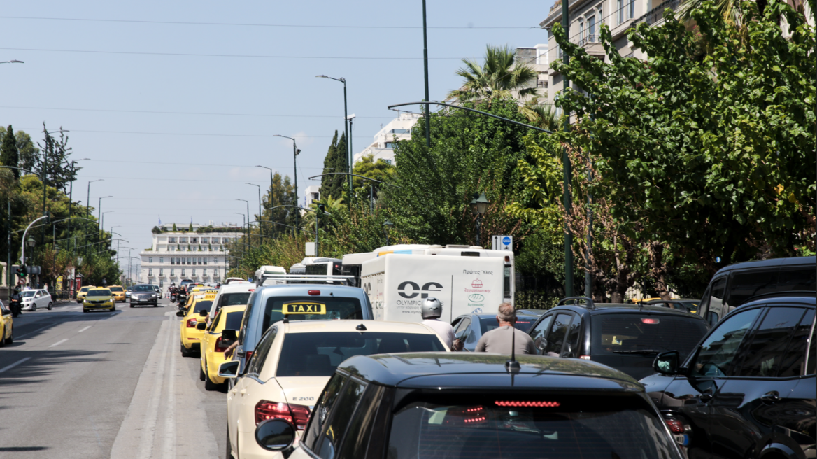 Κίνηση στους δρόμους: Μποτιλιάρισμα τώρα στον Κηφισό - Πού εντοπίζονται προβλήματα
