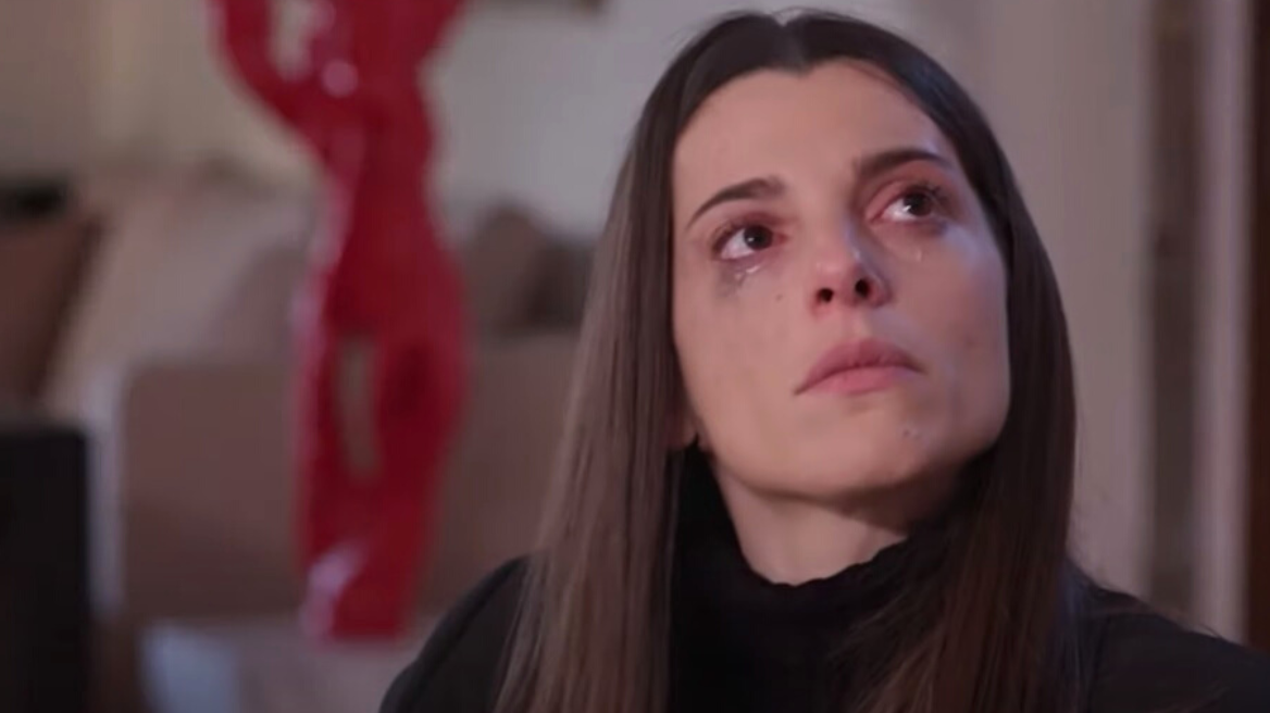 Γη της Ελιάς: Η Ισμήνη μαθαίνει πως ο άντρας που αγαπάει είναι βουτηγμένος στη παρανομία