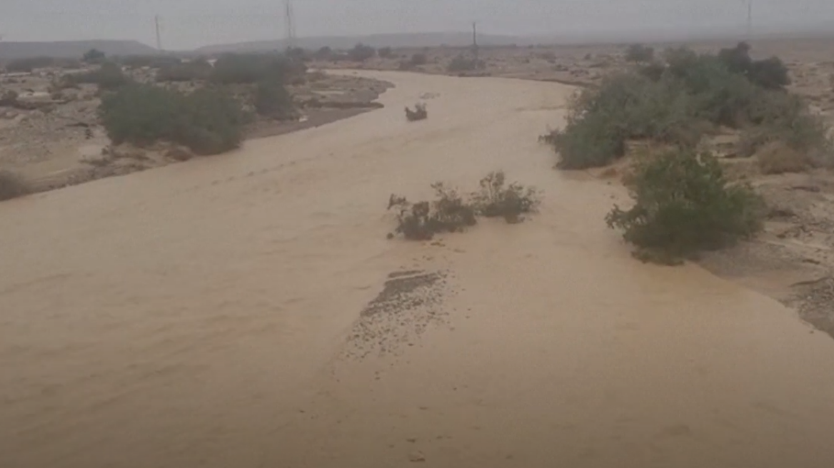 Ισραήλ: Δύο άνθρωποι αγνοούνται από τις πλημμύρες που προκάλεσαν οι καταρρακτώδεις βροχές