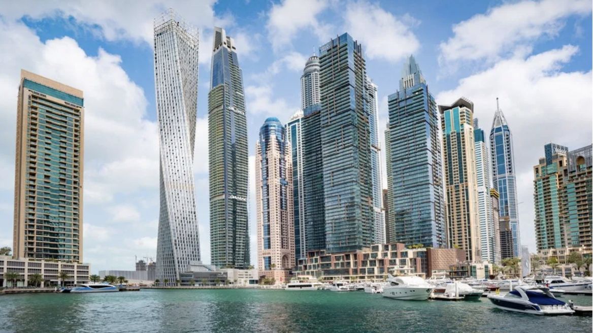 Ο Μοχάμεντ δεν πάει βενζινάδικο…