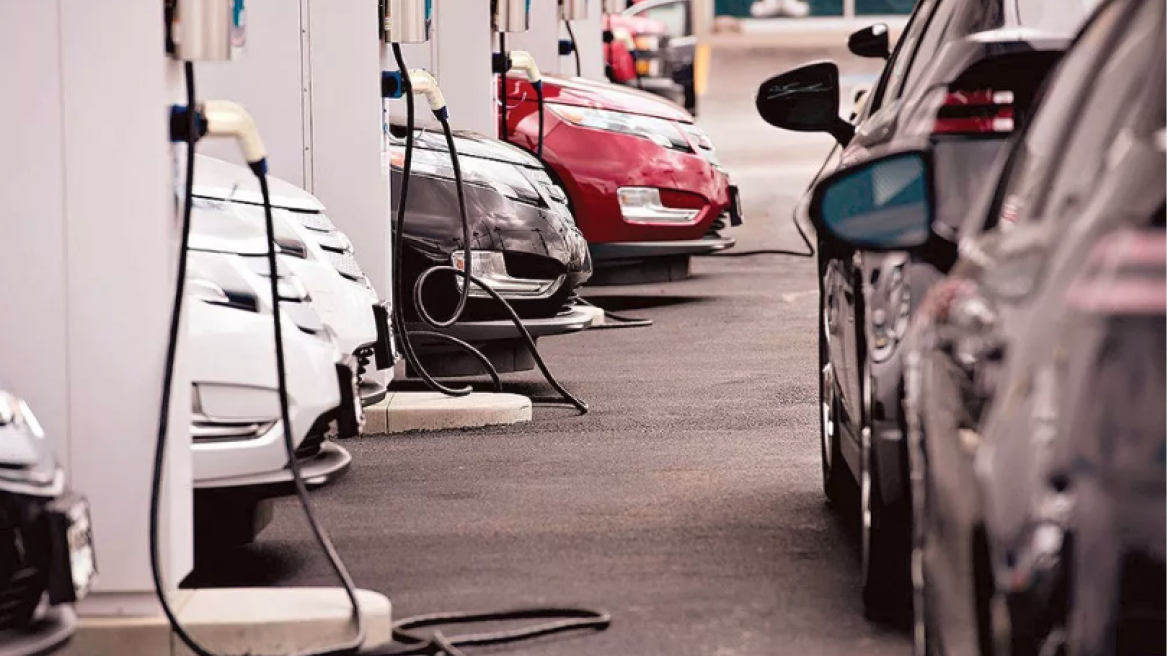 Έρχεται φόρος βενζίνης στα ηλεκτρικά;
