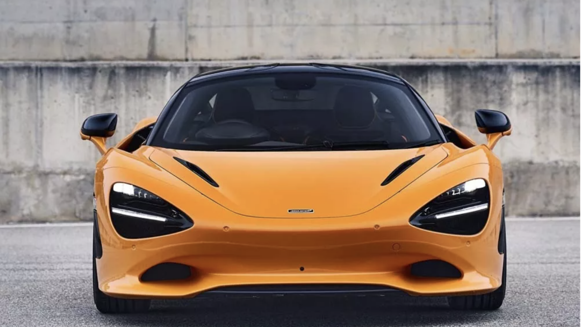 Πλησιάζει το SUV της McLaren