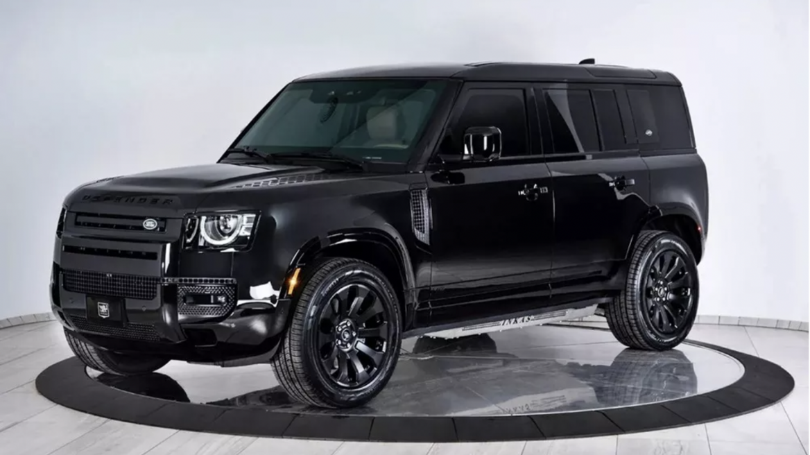 Το Defender που αντέχει... πόλεμο (+video)