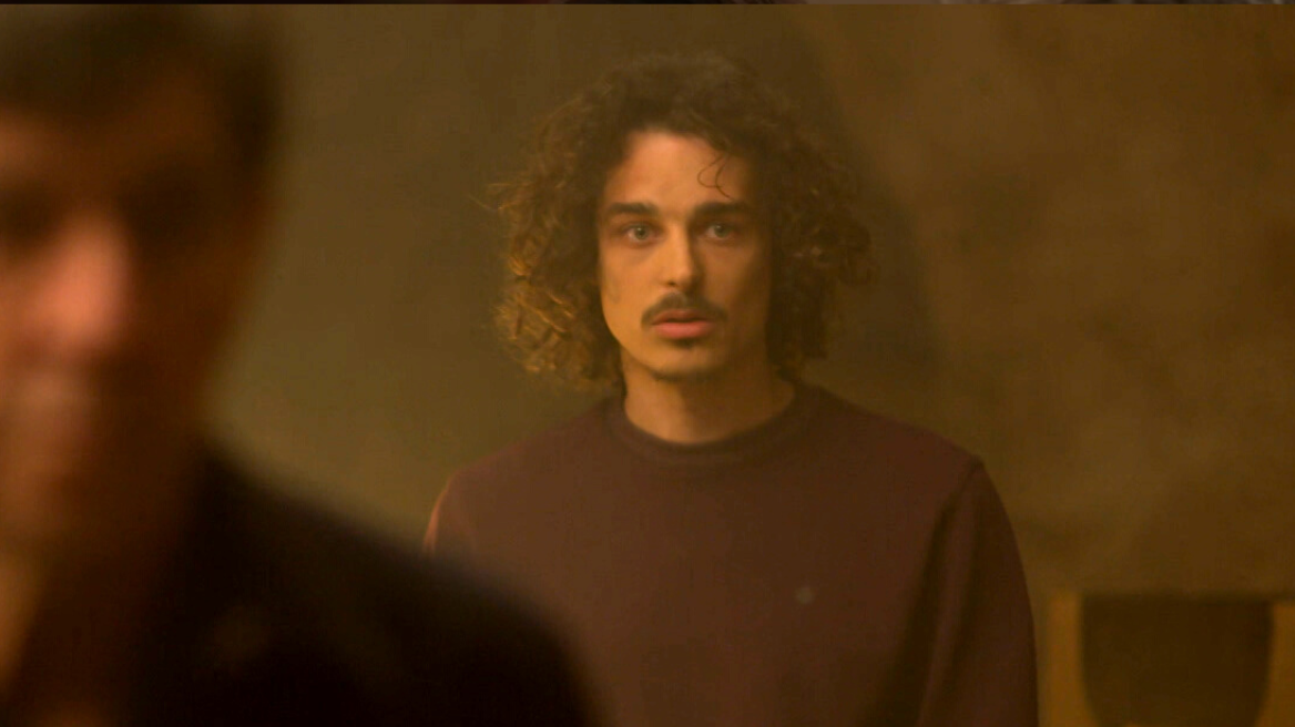 Μαύρο Ρόδο: Η εμμονή του Γεράσιμου με την Ελισάβετ γίνεται ακόμα πιο έντονη