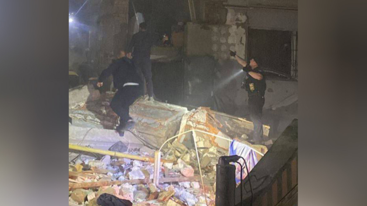 Πόλεμος στην Ουκρανία: Πέντε παιδιά ανάμεσα στους 20 τραυματίες από την έκρηξη σε κτίριο κοντά στο Ντνίπρο