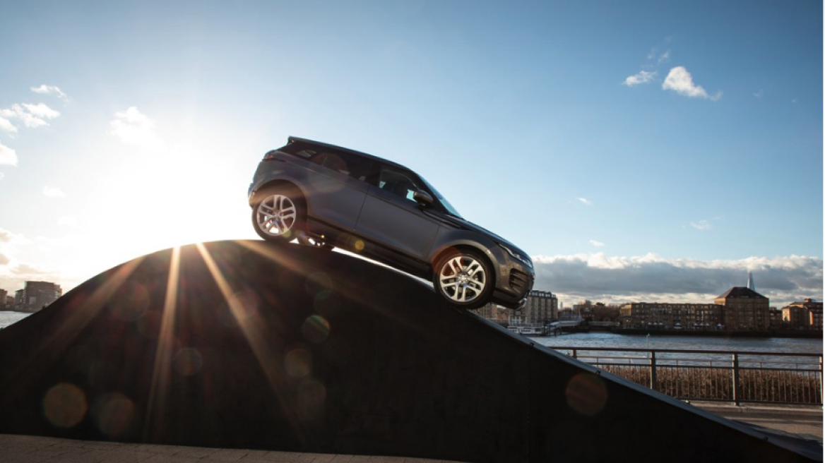 Ανανέωση για το Range Rover Evoque