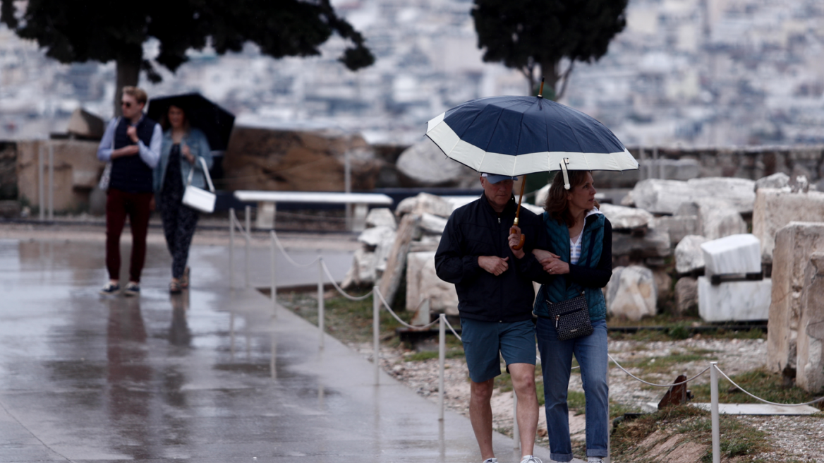 Καιρός: Επιδείνωση του καιρού από το μεσημέρι με ισχυρές καταιγίδες - Επηρεάζεται και η Αττική 
