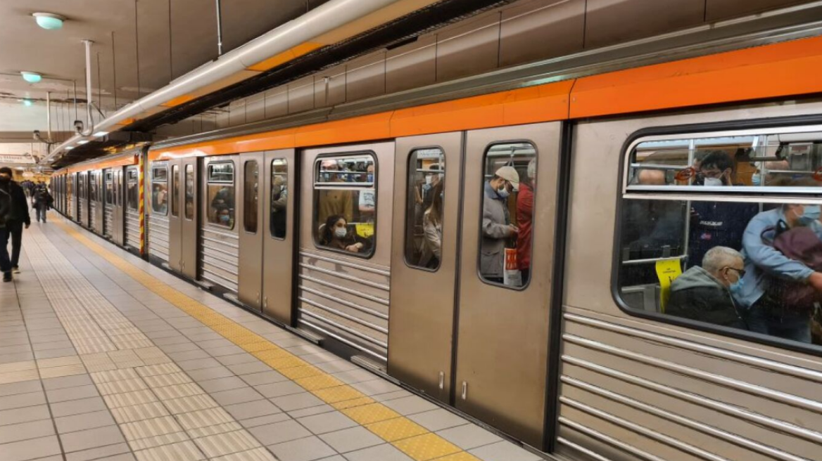 Άνοιξε ο σταθμός του ΗΣΑΠ - Φάρσα το τηλεφώνημα για βόμβα