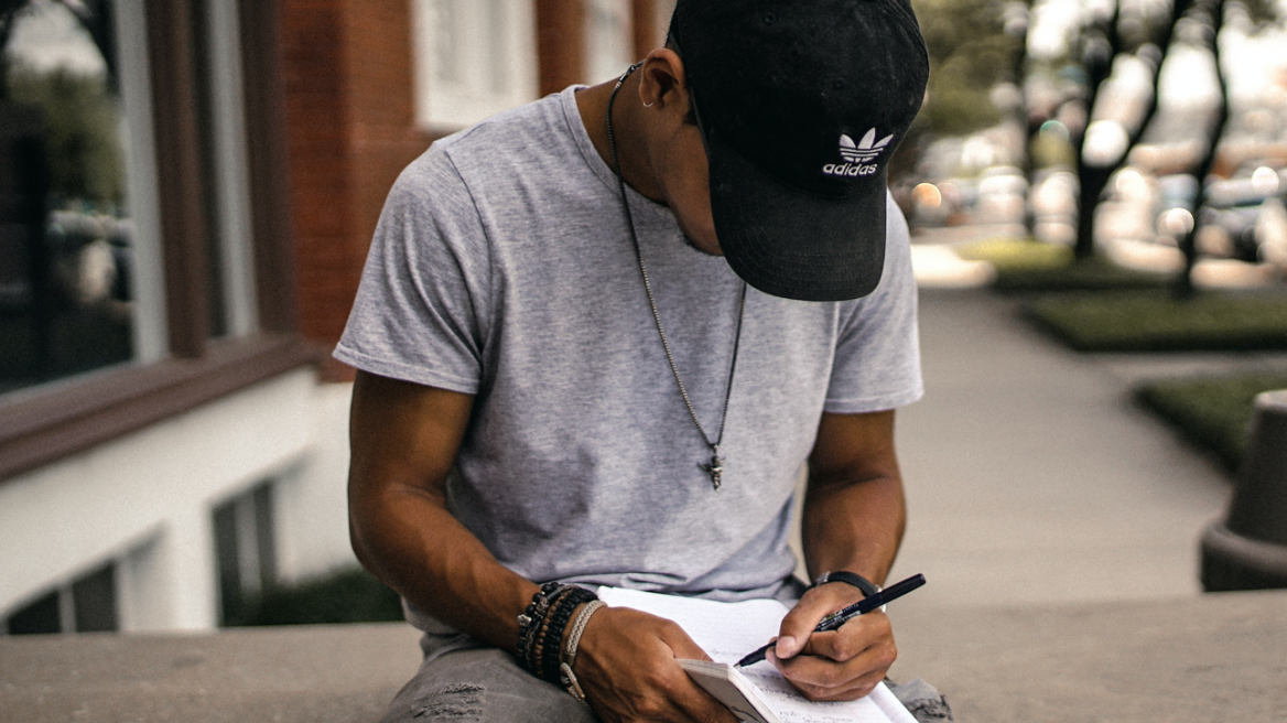 Εργασιακά: Πληρώνεται σήμερα το μπόνους 300 ευρώ σε πάνω από 1.000 μακροχρόνια ανέργους