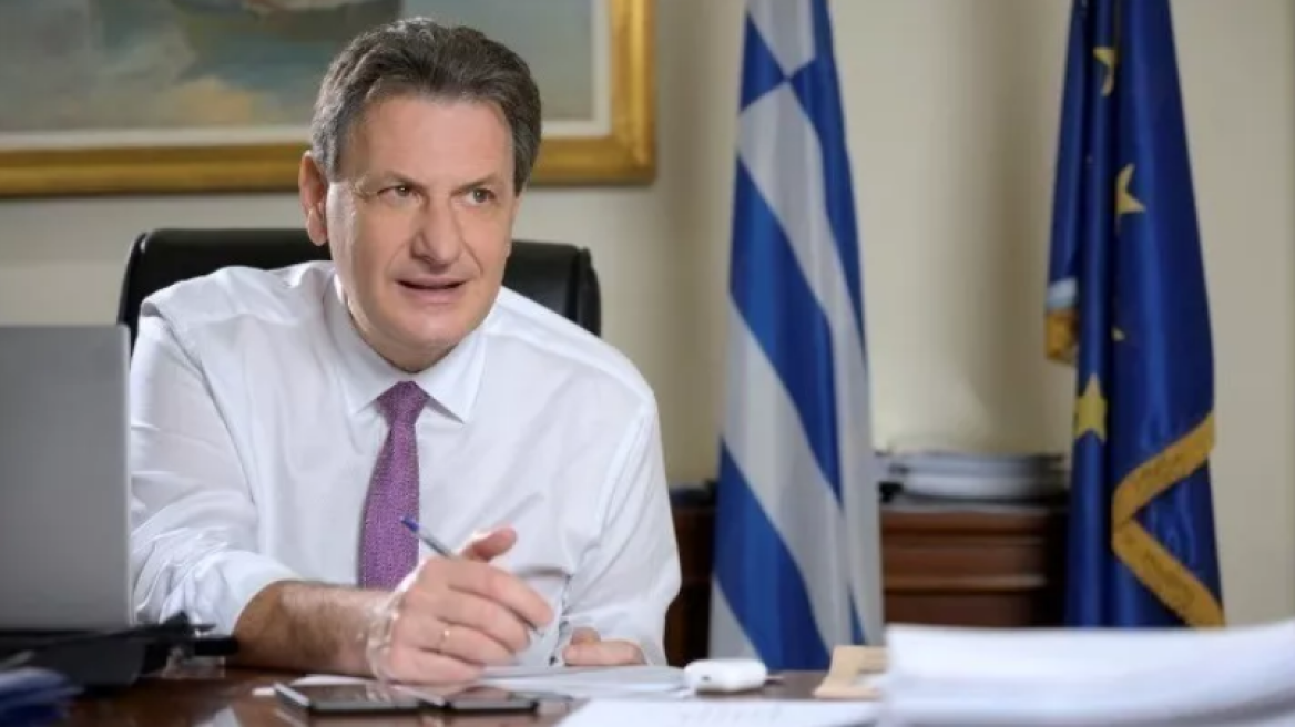 Σκυλακάκης: Πάνω από το 70% των καταναλωτών πέρασε αυτόματα στο πράσινο τιμολόγιο ρεύματος