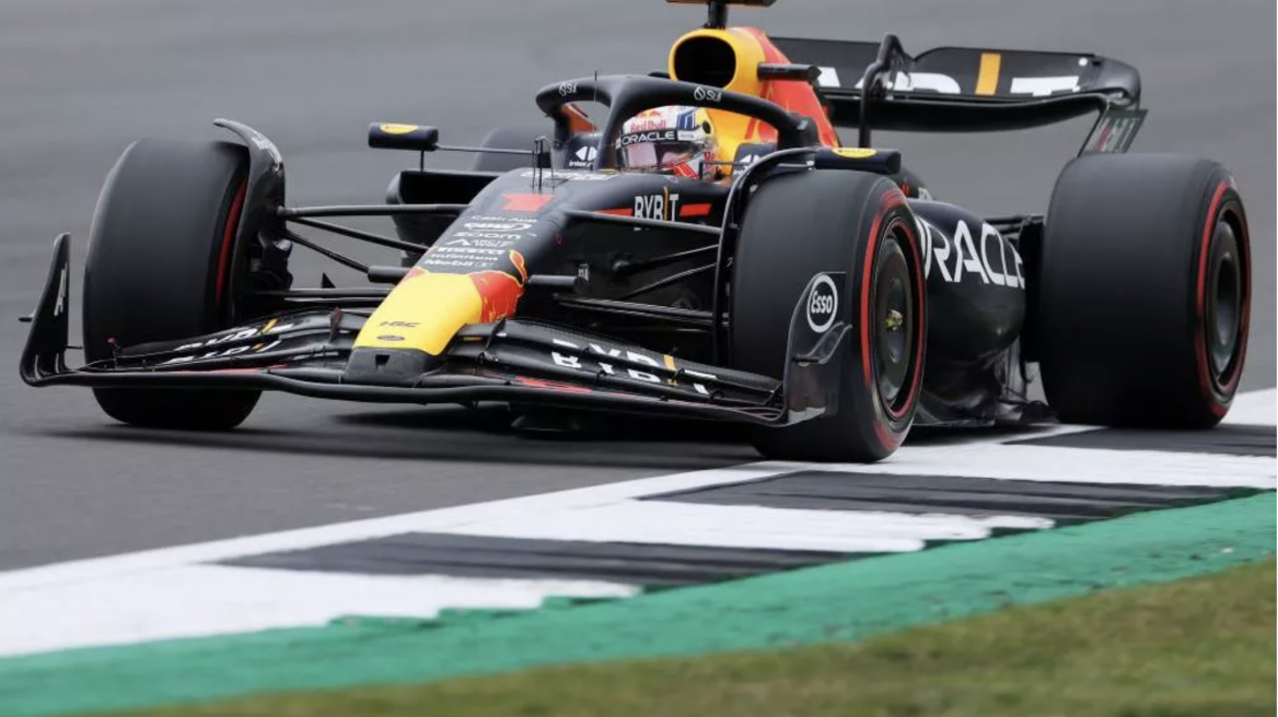 Ο Φερστάπεν κερδίζει τις McLaren!