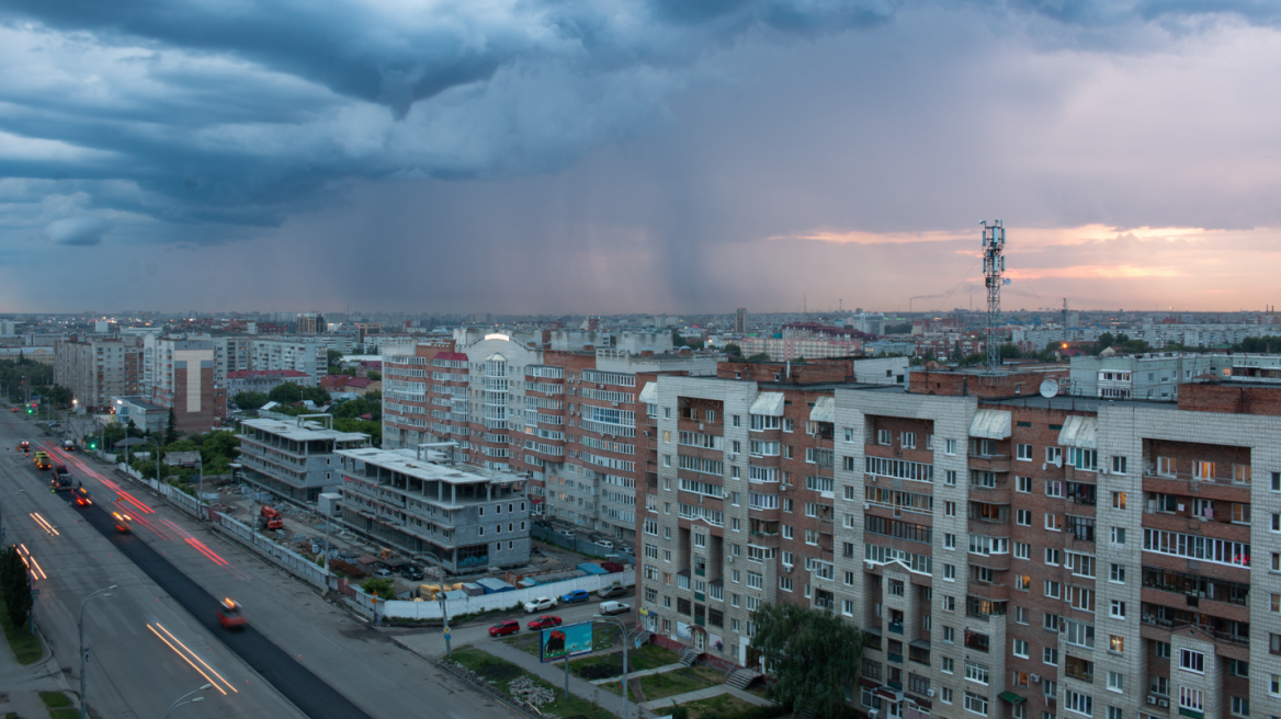 Ρωσία: Σφοδρή καταιγίδα «χτυπά» τα κεντρικά - 8 νεκροί σε κάμπινγκ, 3 παιδιά ανάμεσά τους