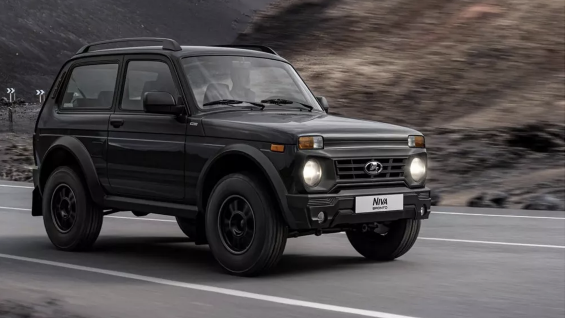 To Lada Niva ζει!