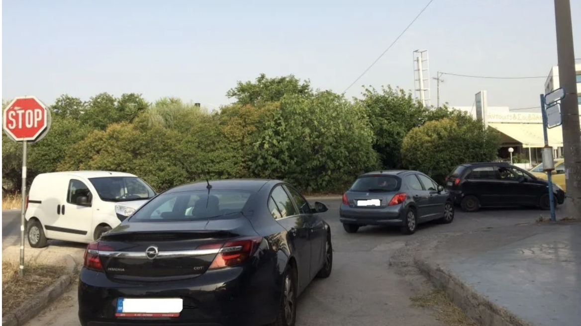 Ανηφόρα ή κατηφόρα: Ποιος έχει προτεραιότητα; - Ποιο είναι το πρόστιμο